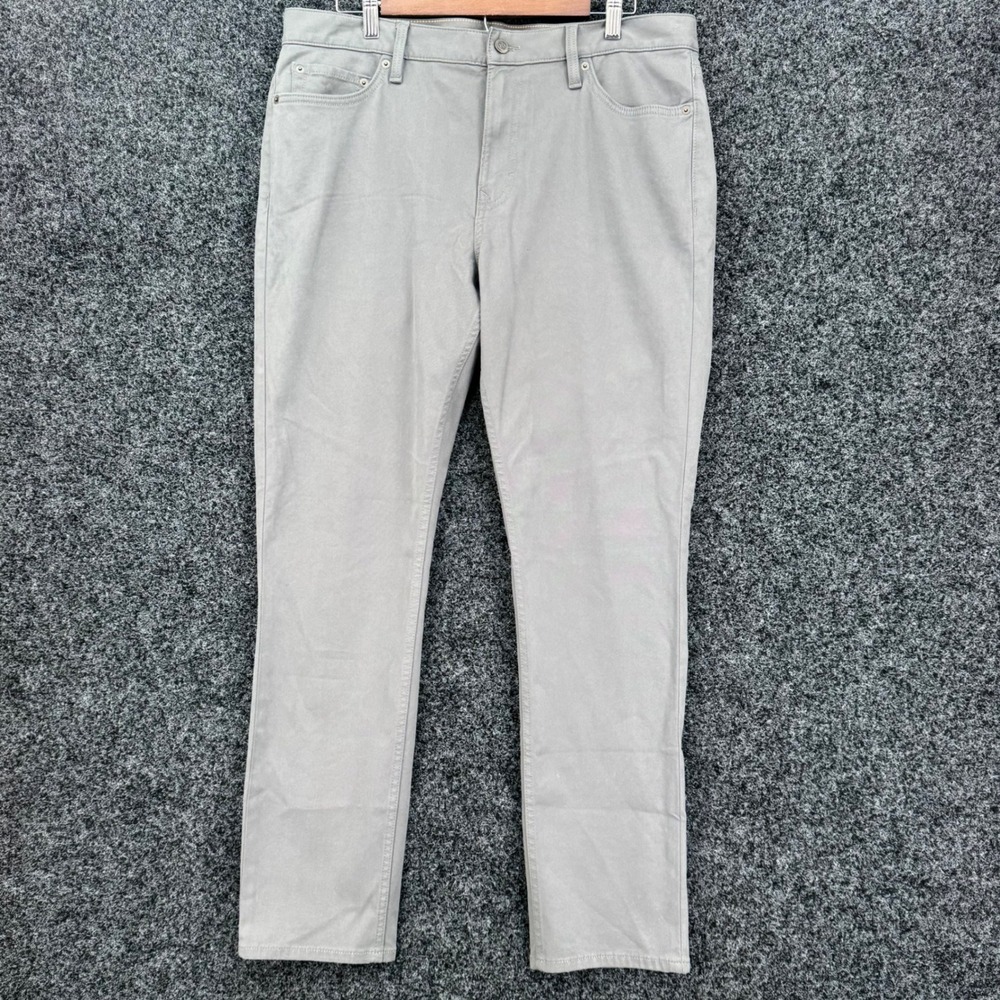 Banana Republic Traveler Pants Mens 35x30 Slim Fit Grey Italian Fabric Twill